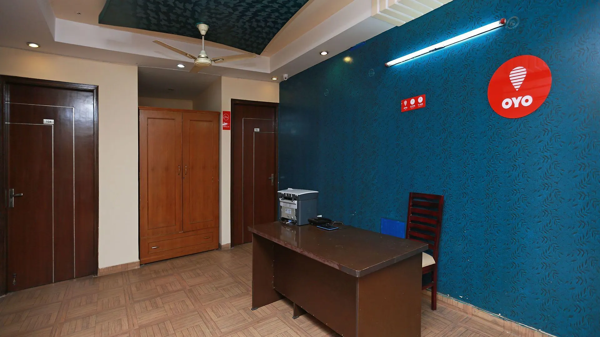 Oyo 11600 Hotel Cosy Tree Gurgaon India